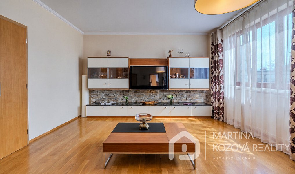 Prodej bytu 4+1 139 m², Praha – náhled fotky 8