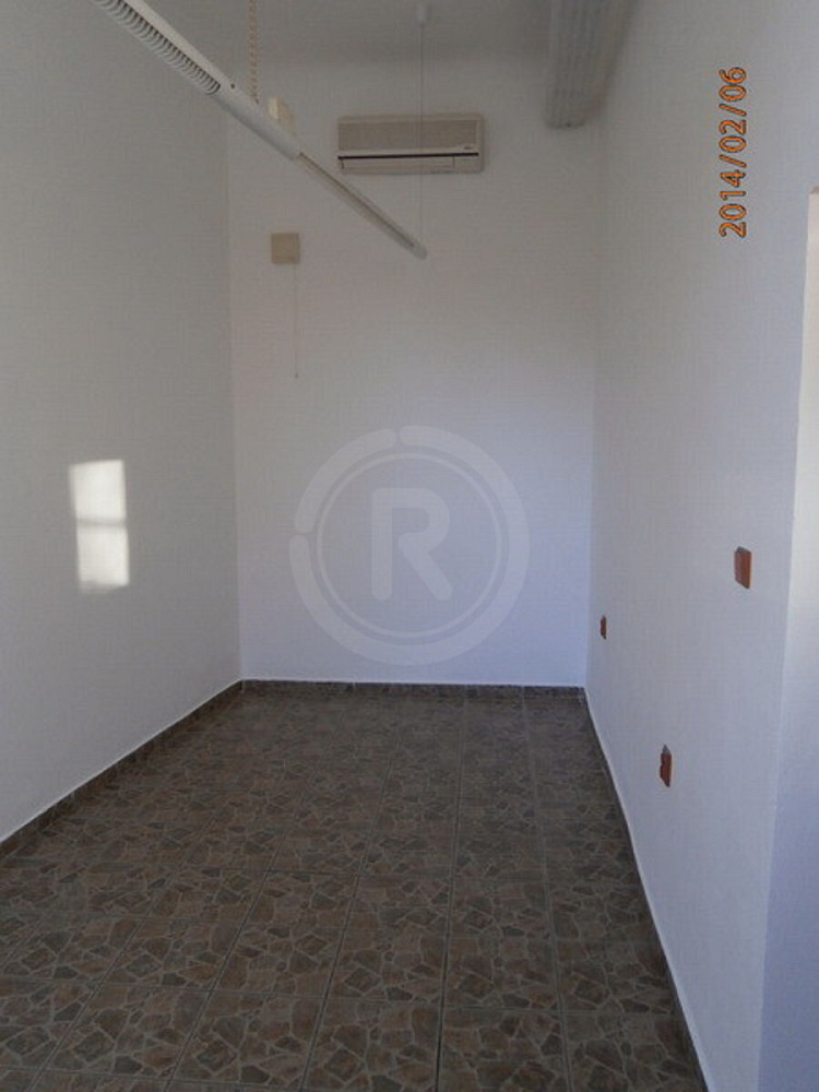 Pronájem obchodních prostor 15 m² – fotografie 4