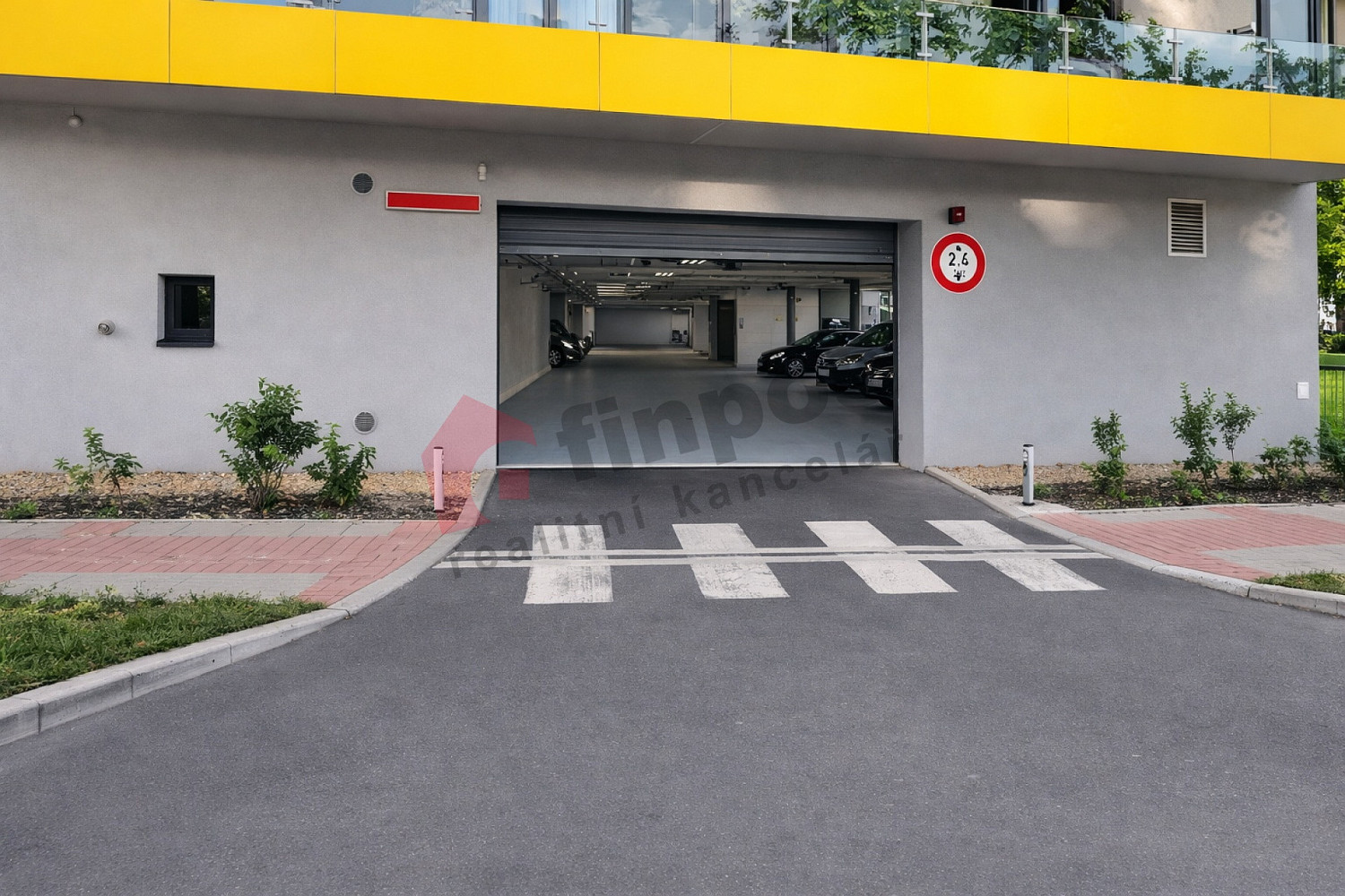 Prodej garážového stání v novostavbě kubelíkova, hradec králové, 13 m2 — photo 2