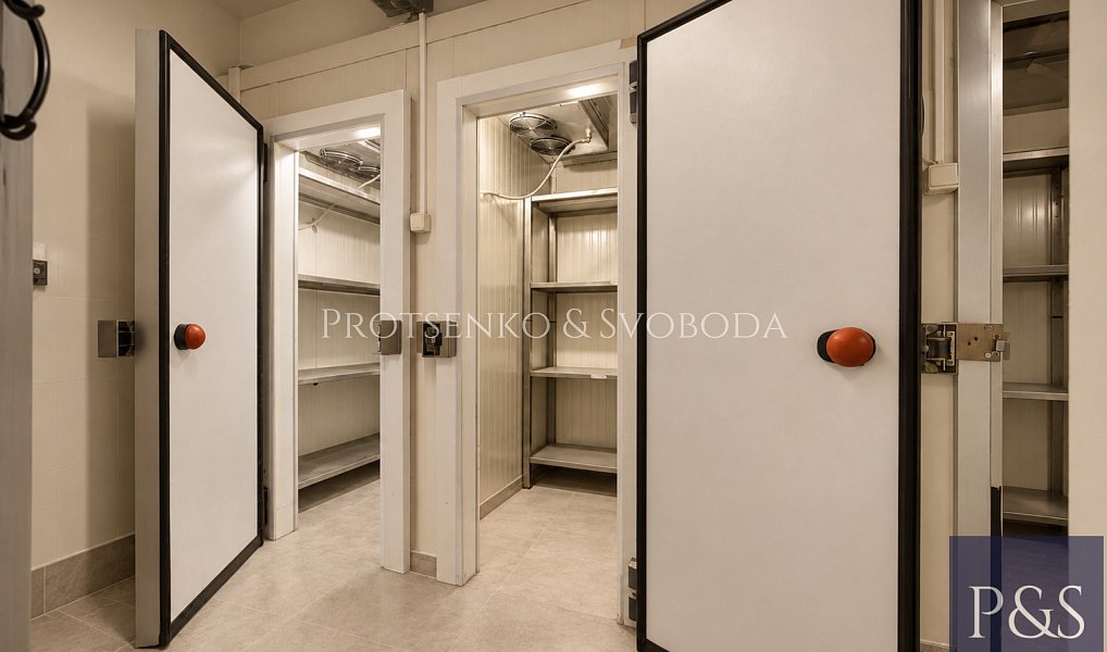 Pronájem restaurace 593 m², Praha – náhled fotky 12