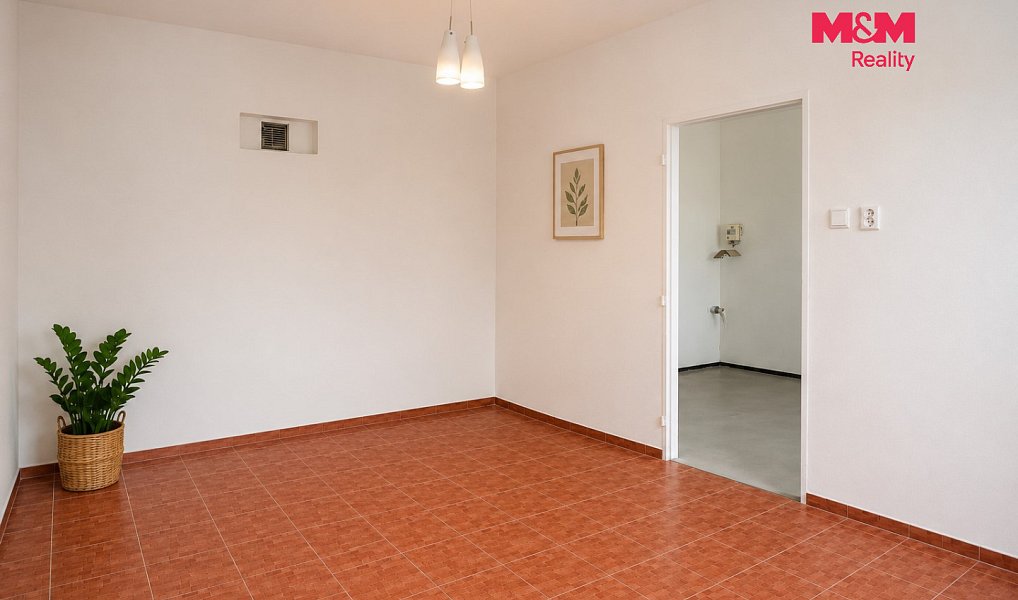 Prodej bytu 2+1 63 m², Praha – náhled fotky 2