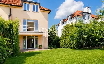 Pronájem domu 300 m² s pozemkem 1 000 m², Na závěji, Praha 6 - Nebušice