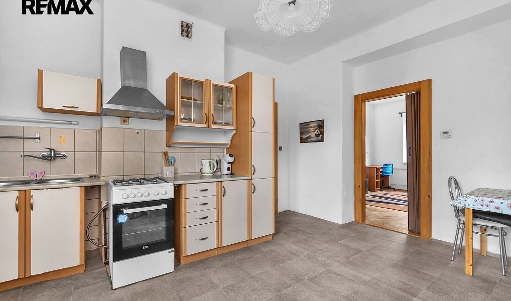 Prodej domu 250 m² s pozemkem 610 m², Hradec Králové – náhled fotky 7