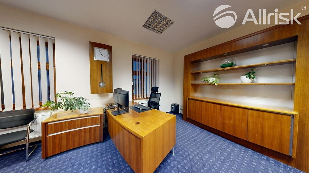 Pronájem kanceláře 67 m² – fotografie 2