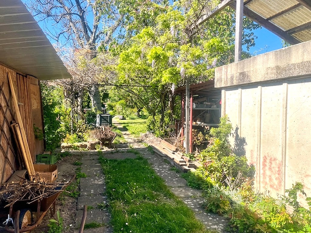 Prodej domu 230 m² s pozemkem 551 m² – pohled 3