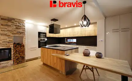 Pronájem bytu 4+kk 106 m²