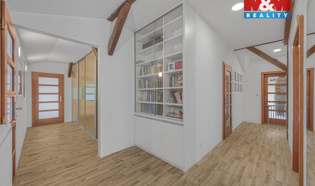Prodej domu 374 m² s pozemkem 4 508 m², Sulice – náhled fotky 10