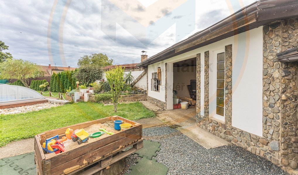 Prodej domu 160 m² s pozemkem 1 269 m², Vraňany – náhled fotky 32