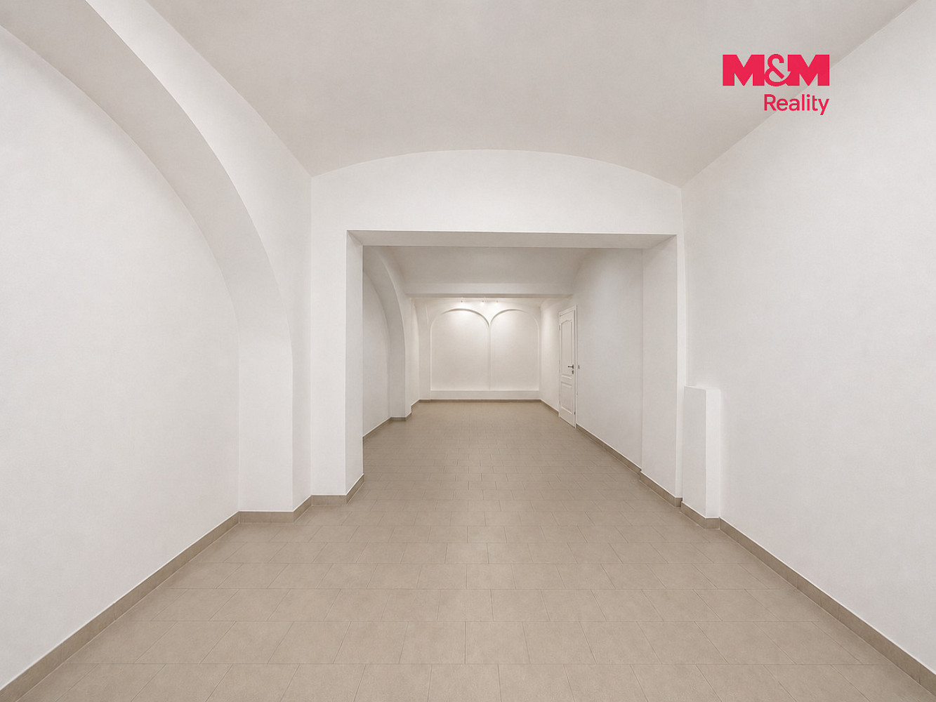 Pronájem obchodních prostor 74 m² — photo 4