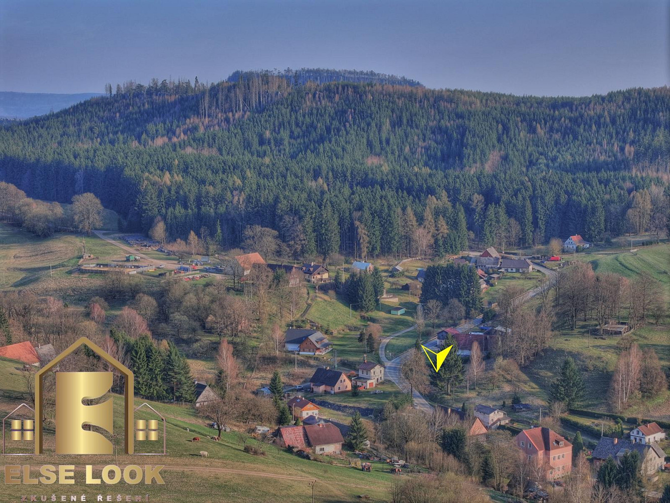 Prodej stavebního pozemku 868 m² – fotografie 4