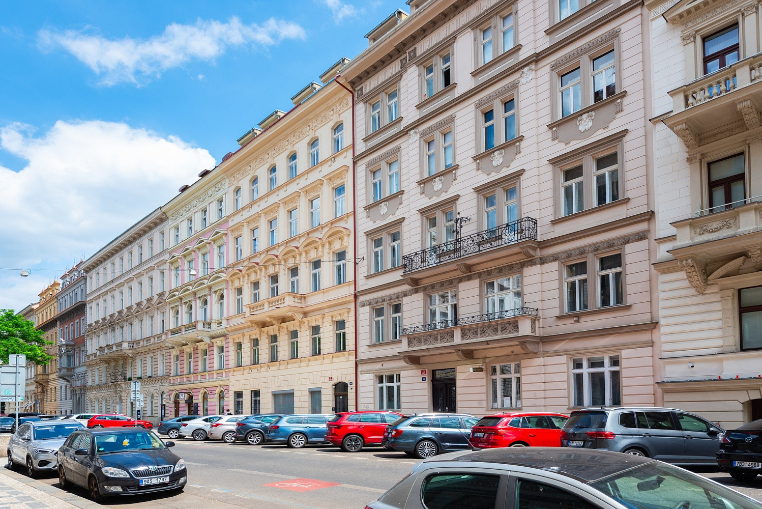 Prodej bytu 4+kk 173 m² — photo 2