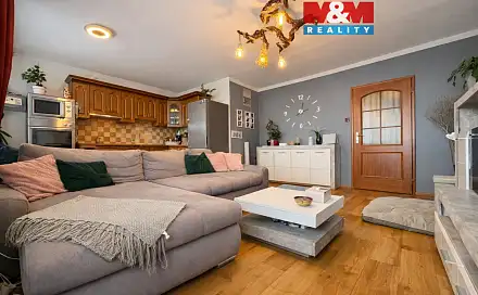 Prodej bytu 4+1 77 m², Ladova, Litoměřice - Pokratice