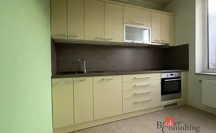 Prodej bytu 3+1 70 m², Masarykovo náměstí, Blovice, okres Plzeň-Jih