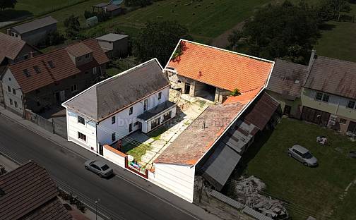 Prodej domu 490 m² s pozemkem 683 m², Libkovice pod Řípem, okres Litoměřice