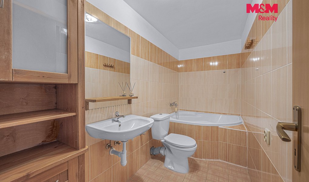 Prodej bytu 3+kk 93 m², Český Brod – náhled fotky 17