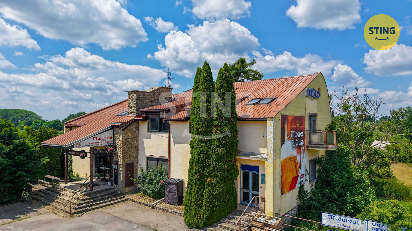 Prodej domu 360 m² s pozemkem 3 443 m² — photo 2