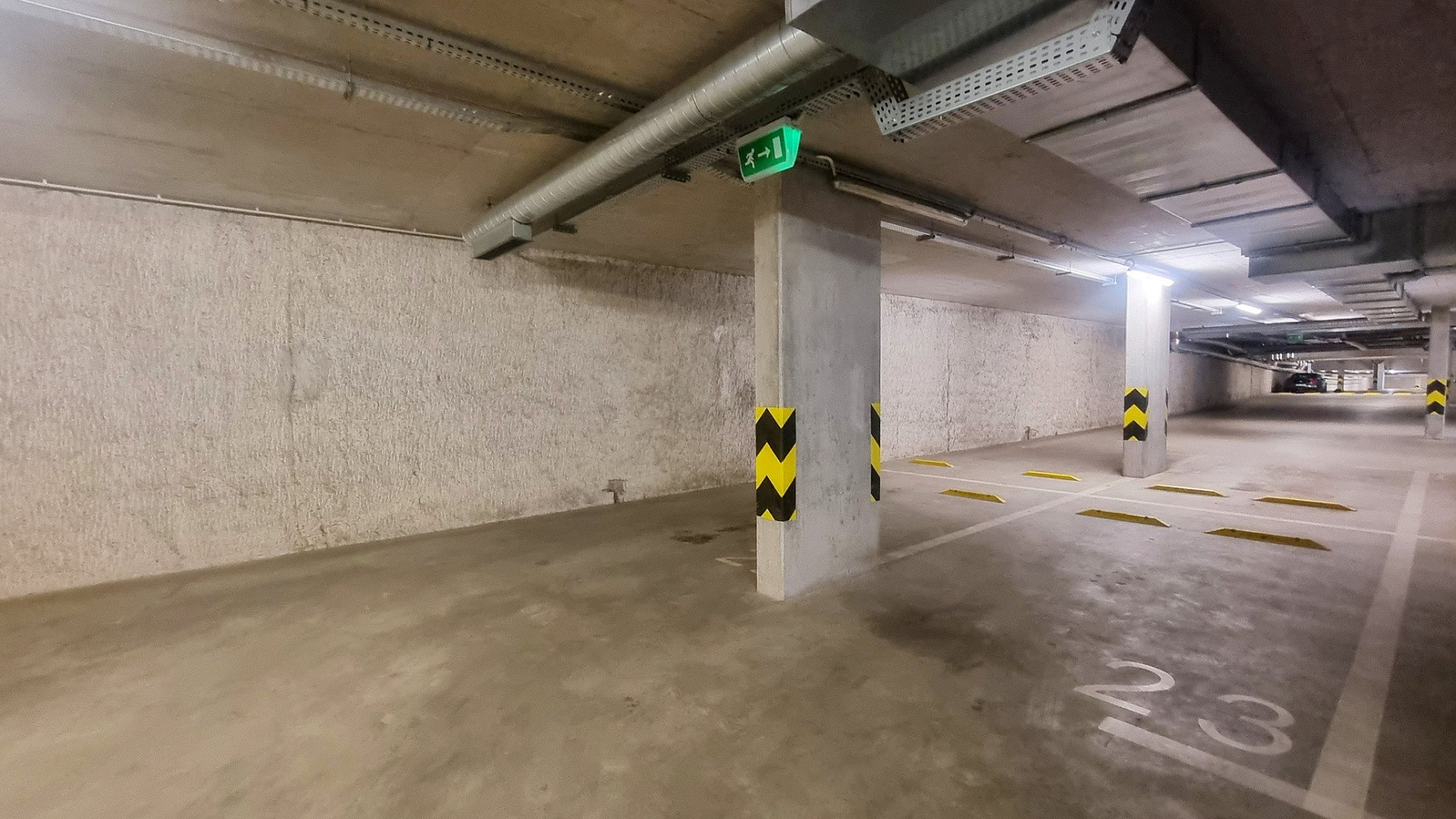 Pronájem garážového stání, Park rezidence na Mojmírově náměstí v Králově Poli, vjezd z ulice Košinov – fotografie 3