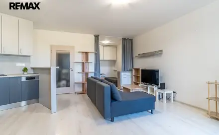 Prodej bytu 1+kk 49 m², Miroslava Hajna, Praha 9 - Letňany