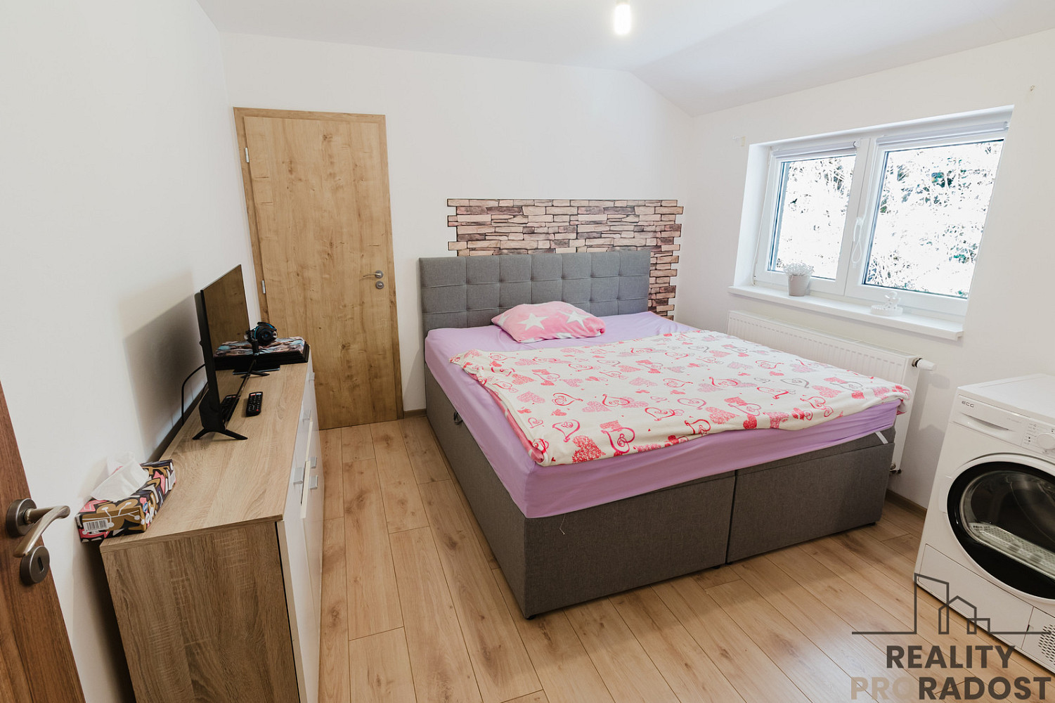 Prodej domu 100 m² s pozemkem 300 m² – fotografie 5