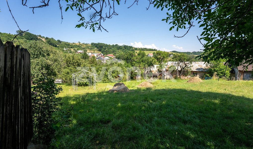 Prodej stavebního pozemku 1 282 m², Košíky – náhled fotky 10