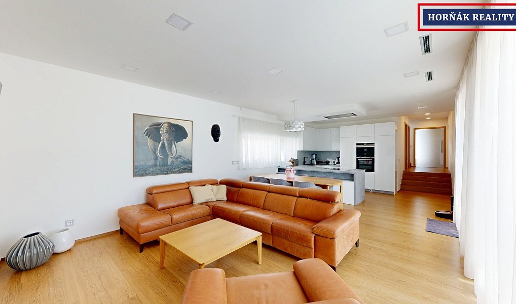 Prodej domu 288 m² s pozemkem 863 m², Ochoz u Brna – náhled fotky 11