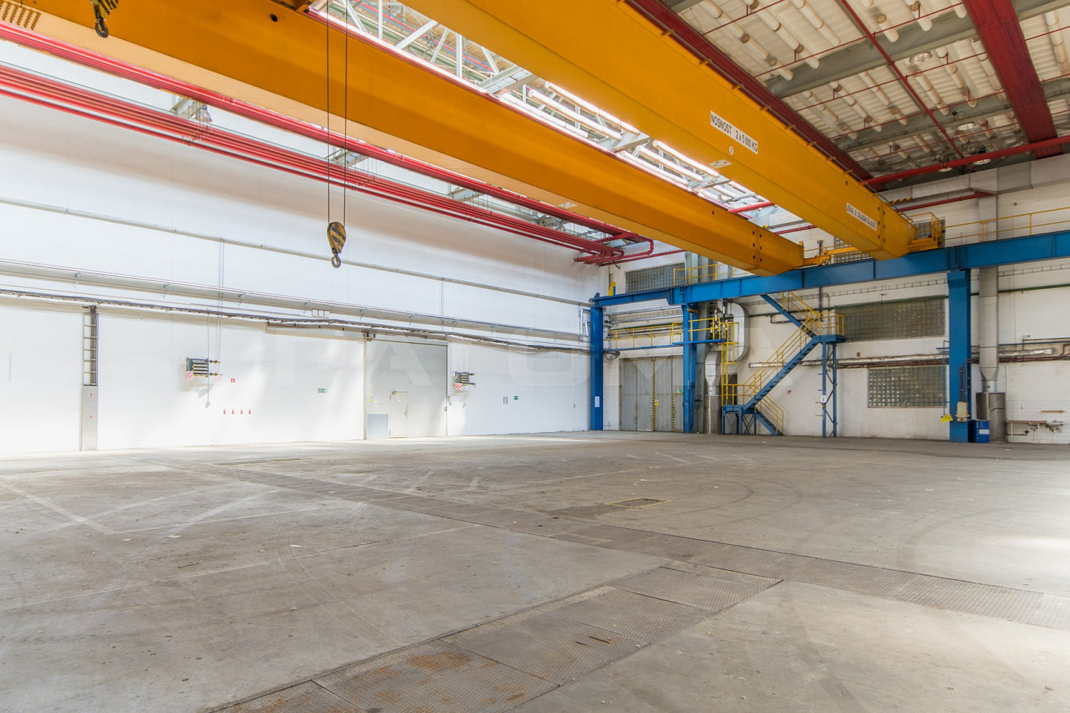 Pronájem skladovacích prostor 3 200 m² – fotografie 5