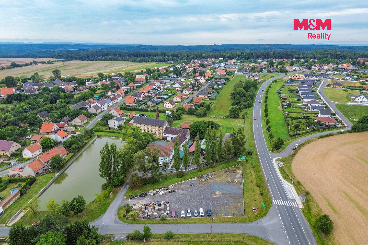 Prodej komerčního pozemku 2 449 m² – fotografie 3