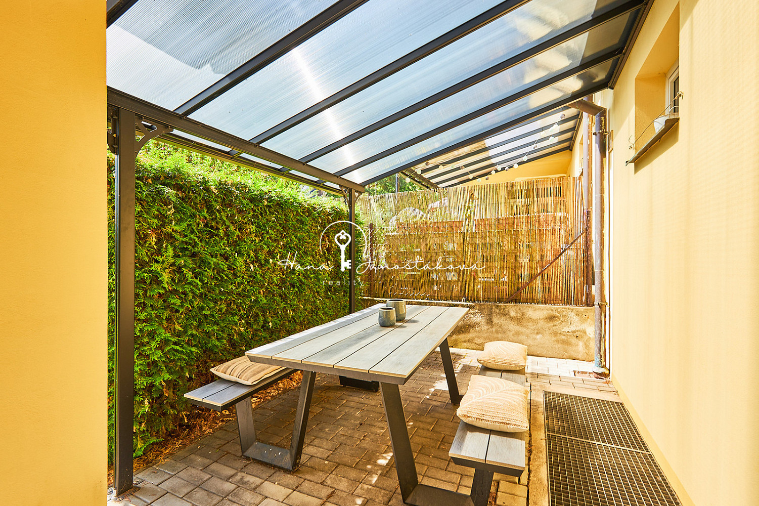 Prodej domu 205 m² s pozemkem 494 m² – fotografie 2