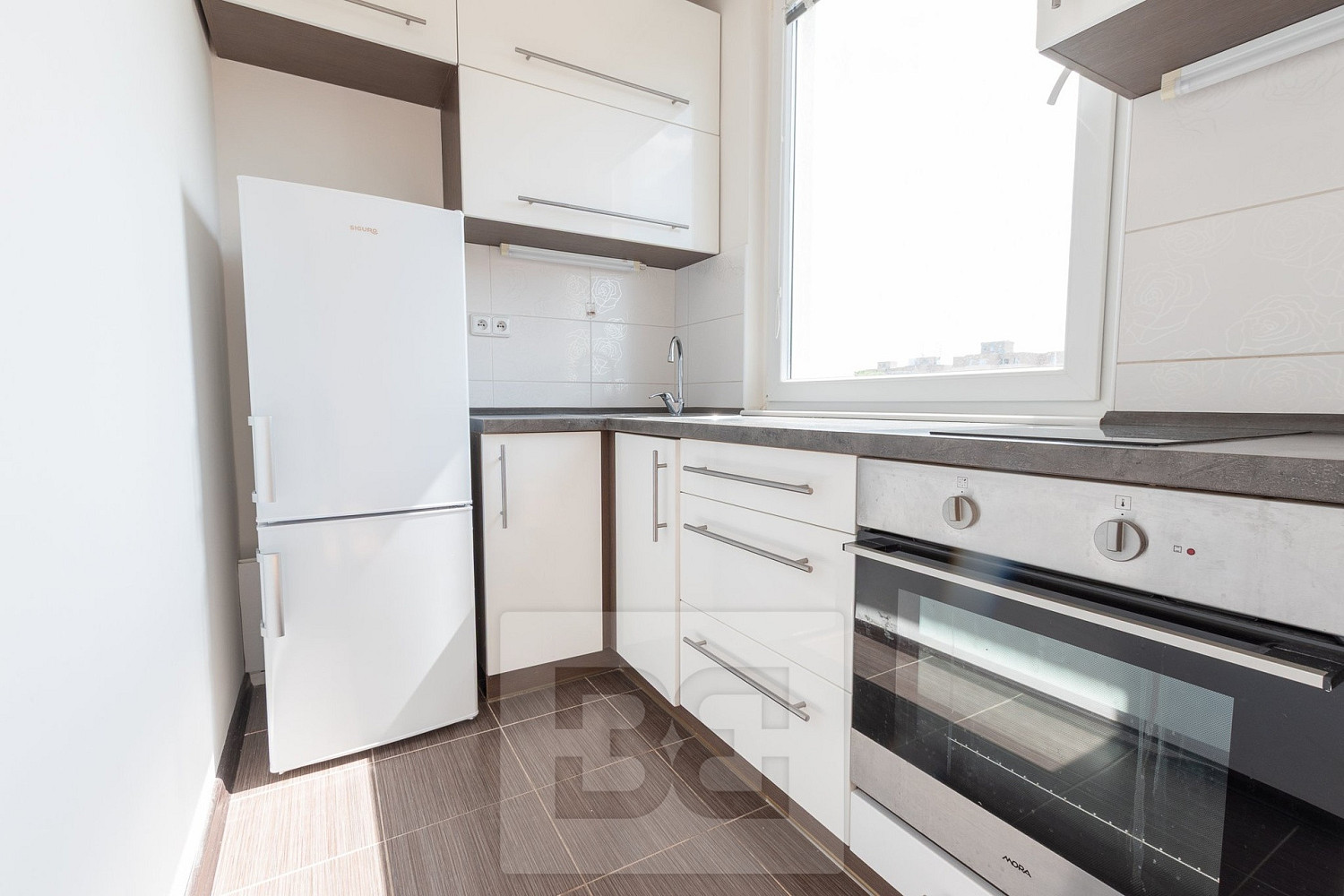 Pronájem bytu 1+kk 29 m² – fotografie 2