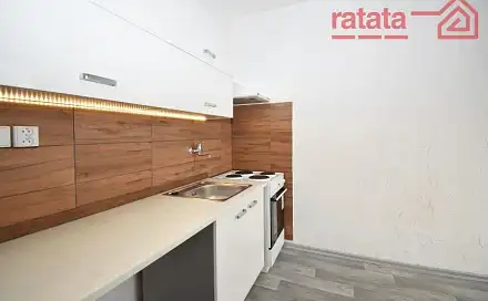 Pronájem bytu 1+kk 22 m², Seifertova, Chomutov