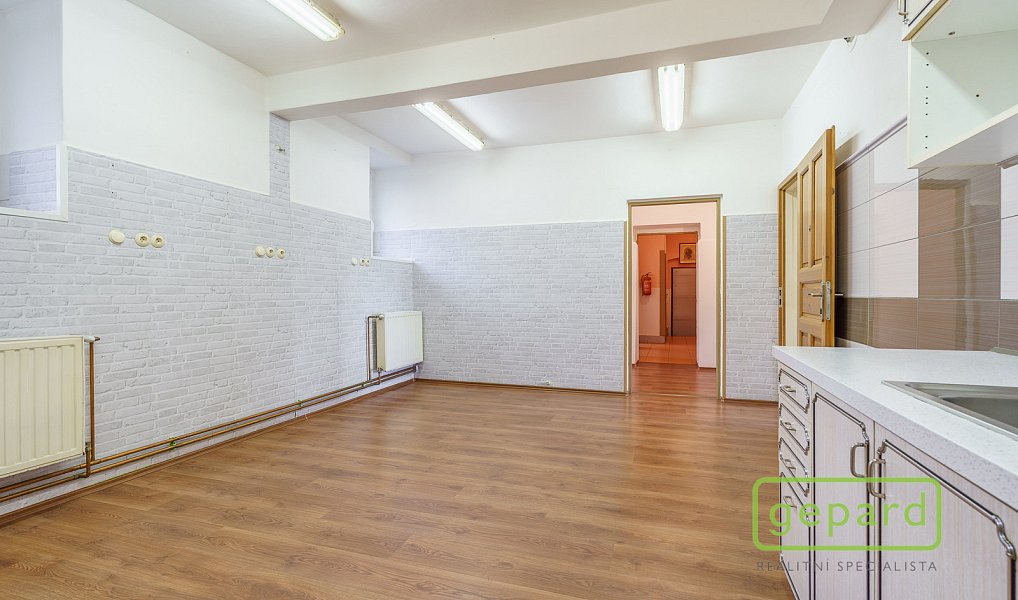 Prodej obchodních prostor 112 m², Karlovy Vary – náhled fotky 8