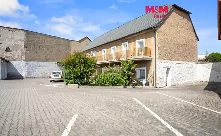 Prodej domu 376 m² s pozemkem 1 174 m², Dr. Steinera, Kladno - Kročehlavy