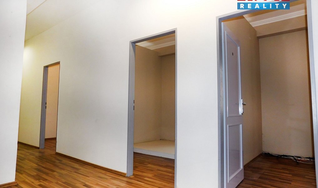 Pronájem obchodních prostor 150 m², Plzeň – náhled fotky 2