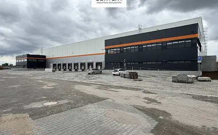 Pronájem skladovacích prostor 5 000 m², Lužec nad Vltavou, okres Mělník