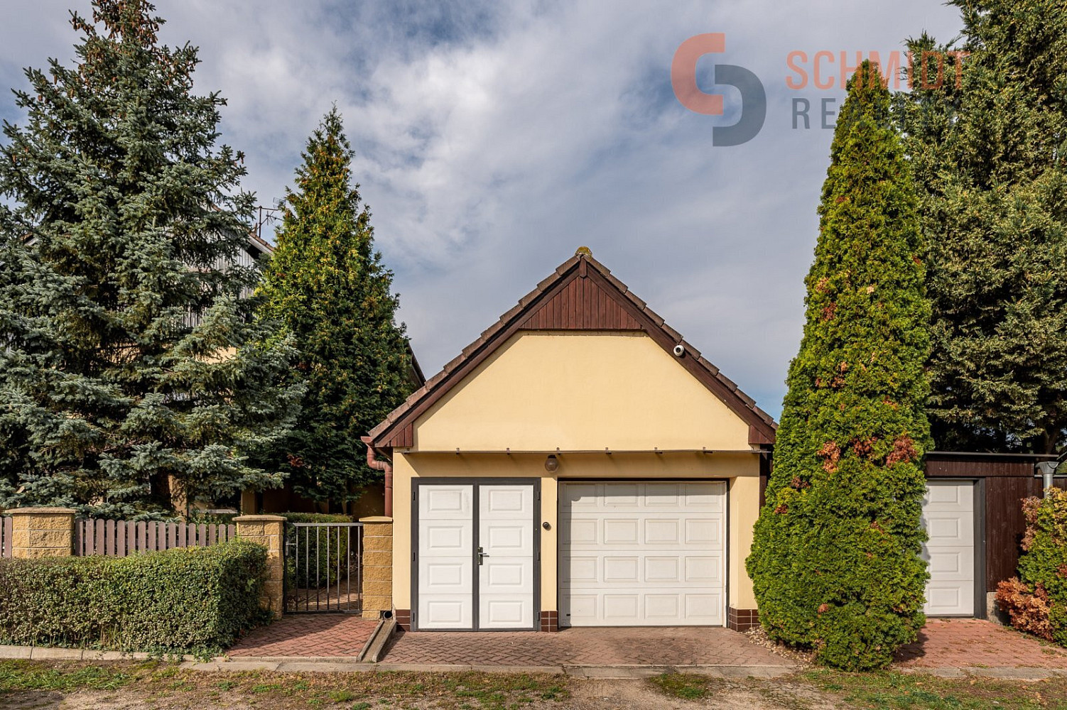 Prodej domu 260 m² s pozemkem 669 m² – pohled 4