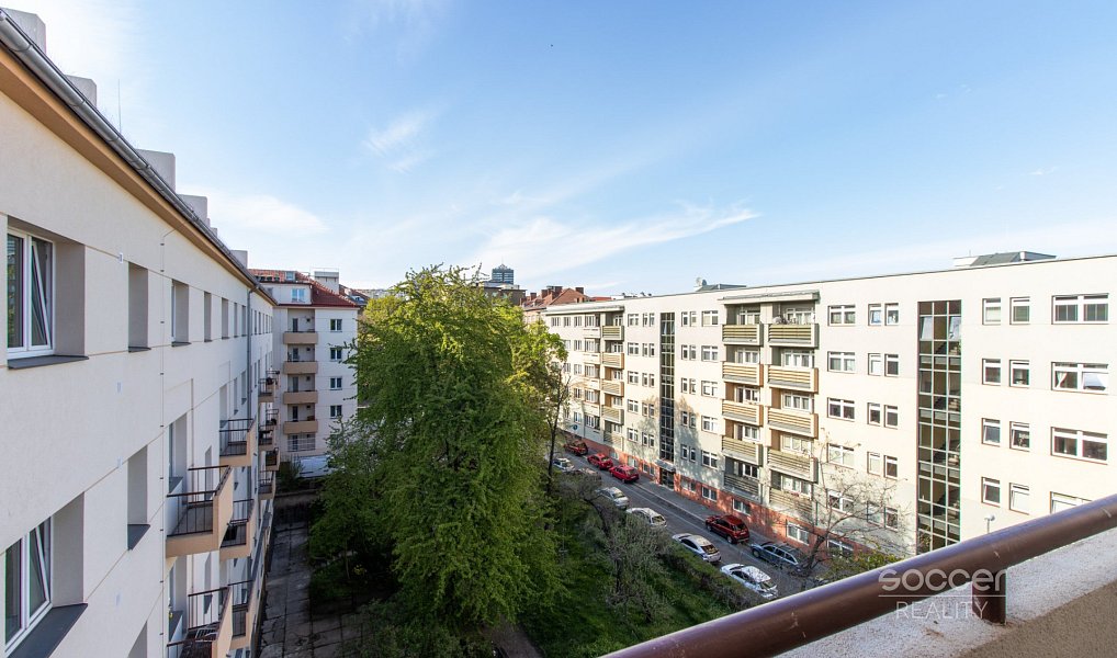 Pronájem bytu 2+1 77 m², Praha – náhled fotky 6
