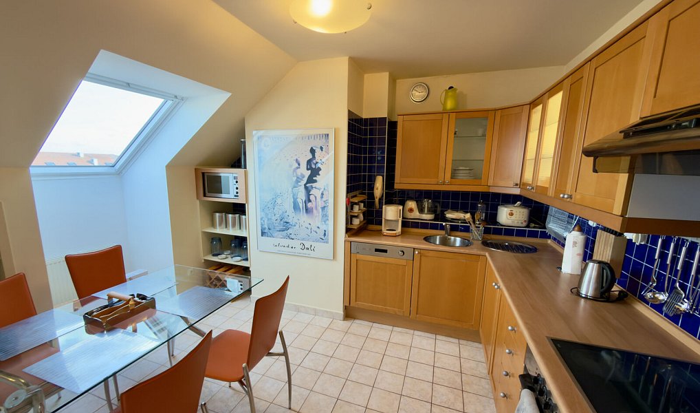 Pronájem bytu 4+kk 94 m², Praha – náhled fotky 5