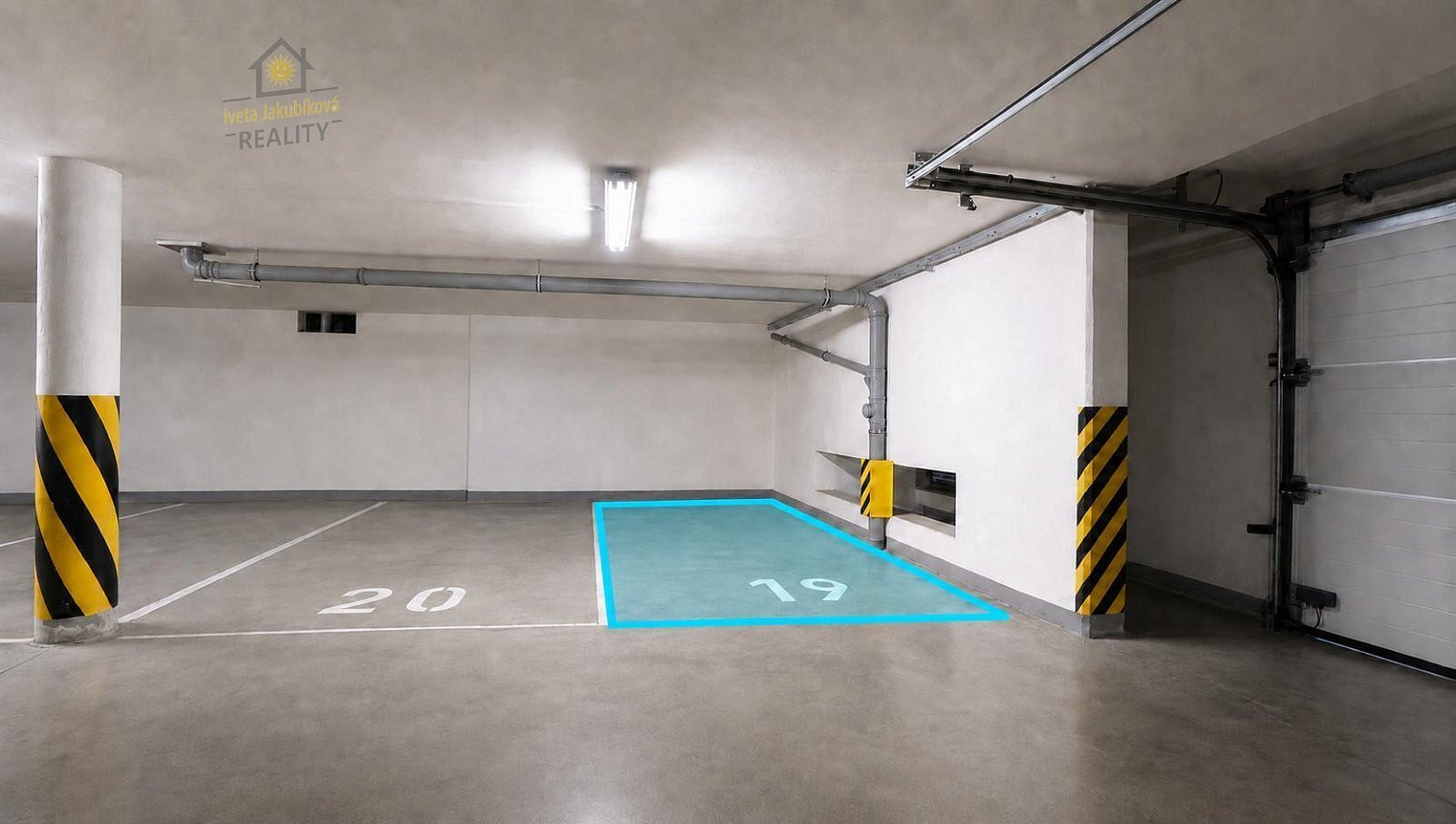 Prodej krytého parkovacího stání – fotografie 4