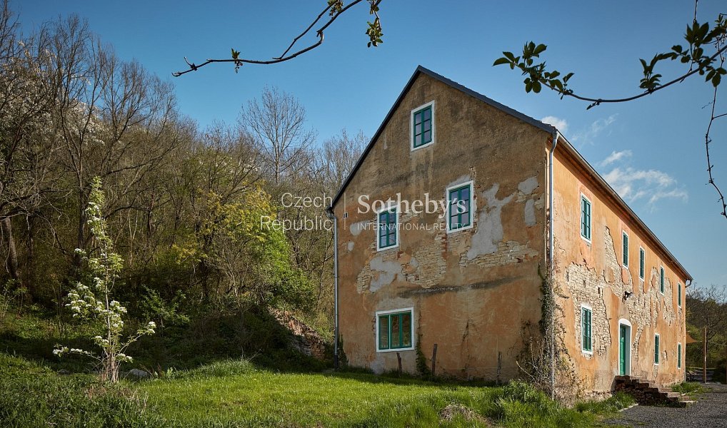 Prodej domu 380 m² s pozemkem 5 913 m², Brzánky – náhled fotky 3