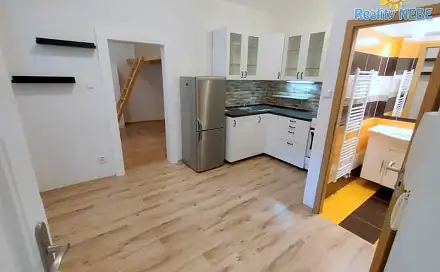 Pronájem bytu 2+kk 40 m²