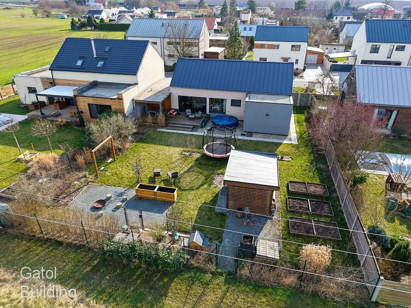 Prodej domu 139 m² s pozemkem 836 m²