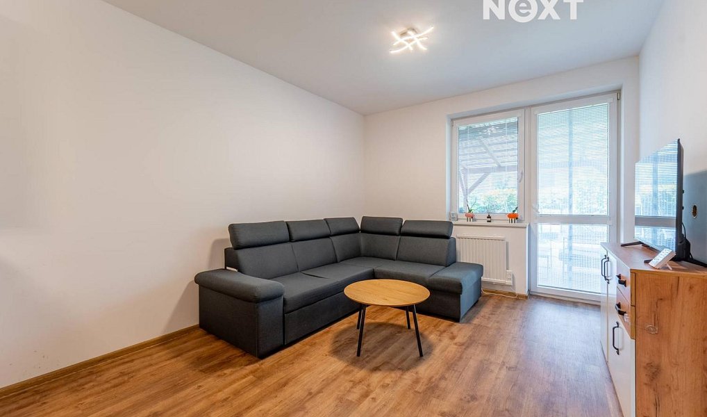 Prodej bytu 2+kk 37 m², Jinočany – náhled fotky 3