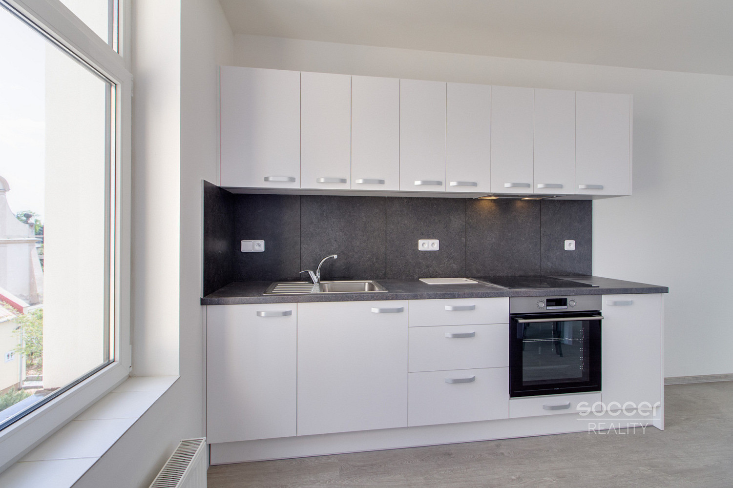 Pronájem bytu 2+kk 52 m² – fotografie 2