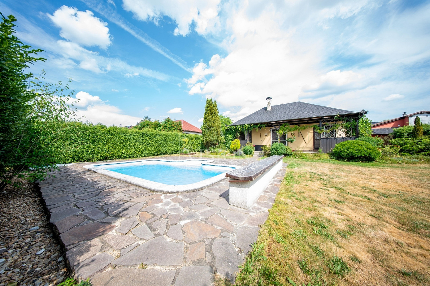 Prodej domu 70 m² s pozemkem 954 m²