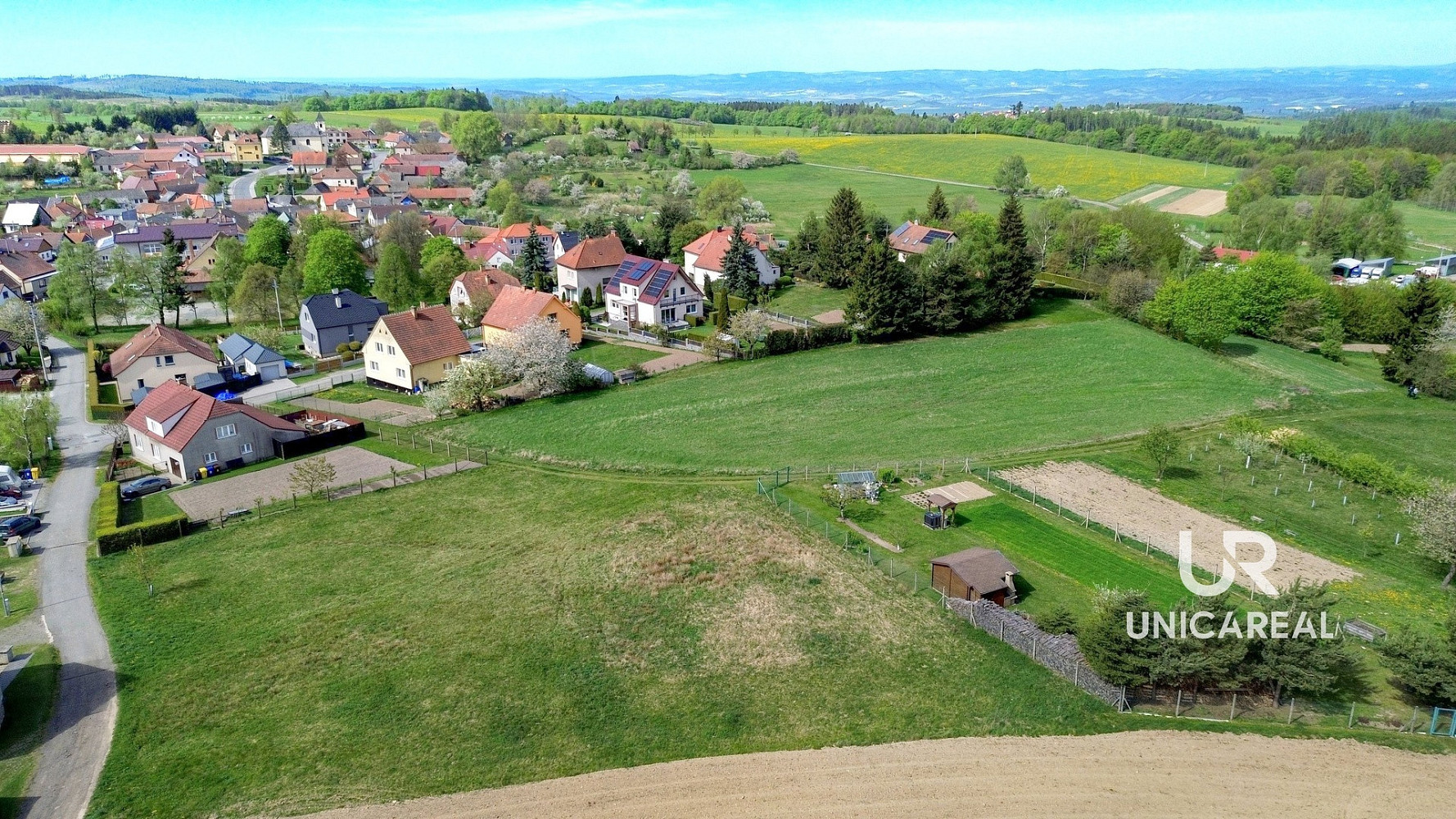 Prodej stavebního pozemku 5 776 m² – fotografie 4