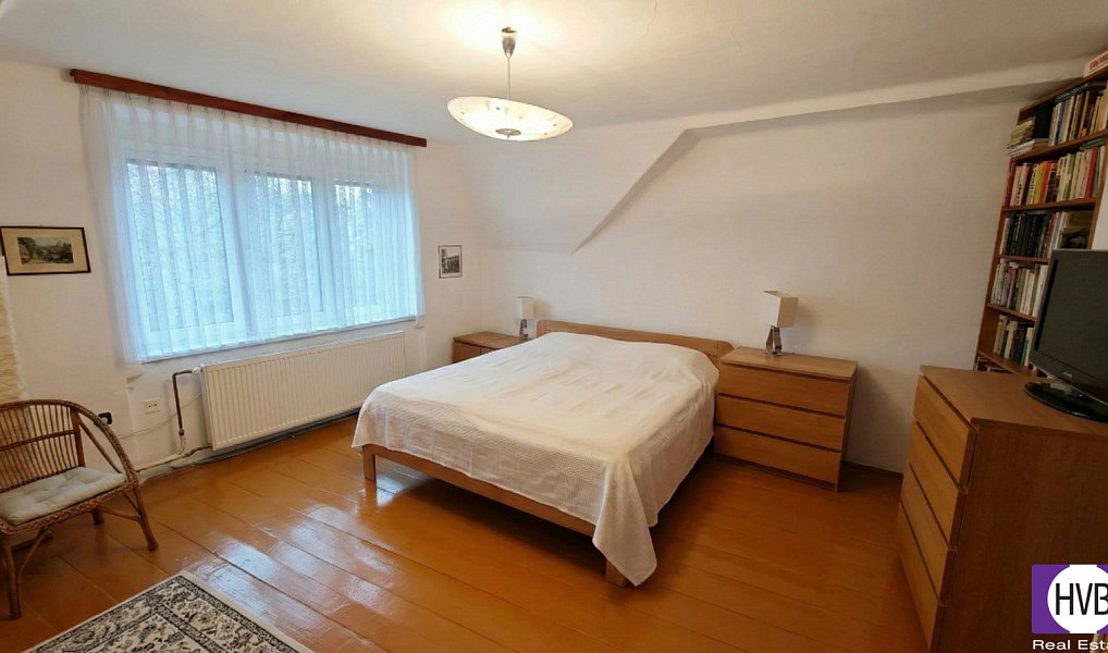 Prodej domu 300 m² s pozemkem 213 m², Dobrovice – náhled fotky 6