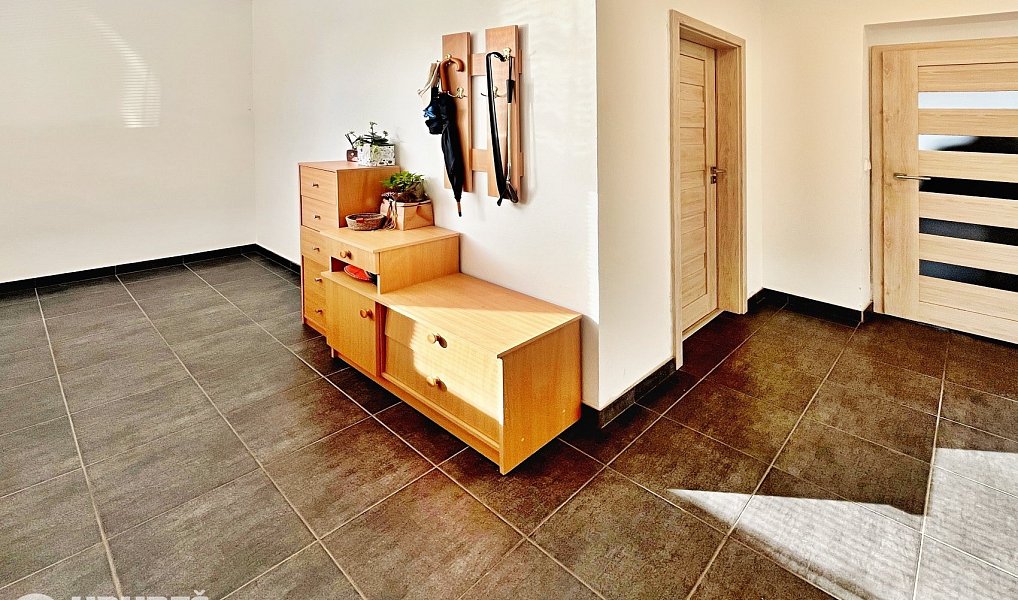 Prodej domu 230 m² s pozemkem 470 m², Libčany – náhled fotky 22
