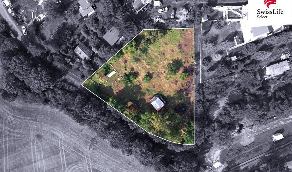 Prodej stavebního pozemku 2 227 m², Čisovice – náhled fotky 2