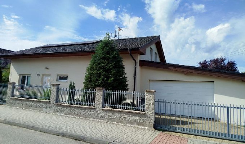 Prodej domu 211 m² s pozemkem 825 m², Krhanice – náhled fotky 9