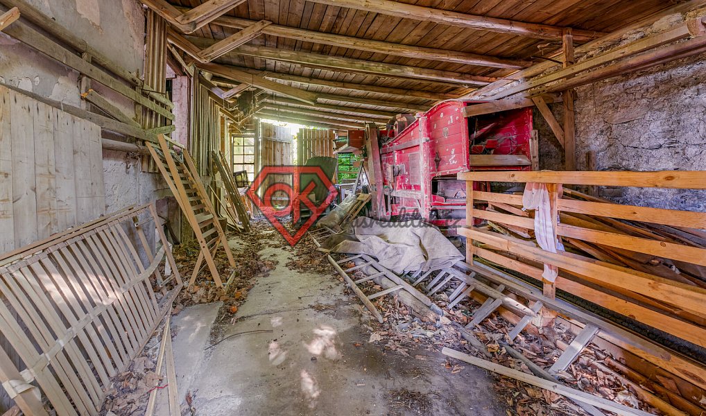 Prodej domu 216 m² s pozemkem 4 048 m², Osečnice – náhled fotky 20